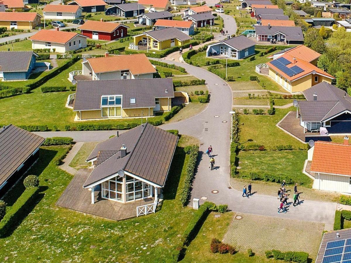 12 Person Holiday Home In Грёмиц Экстерьер фото