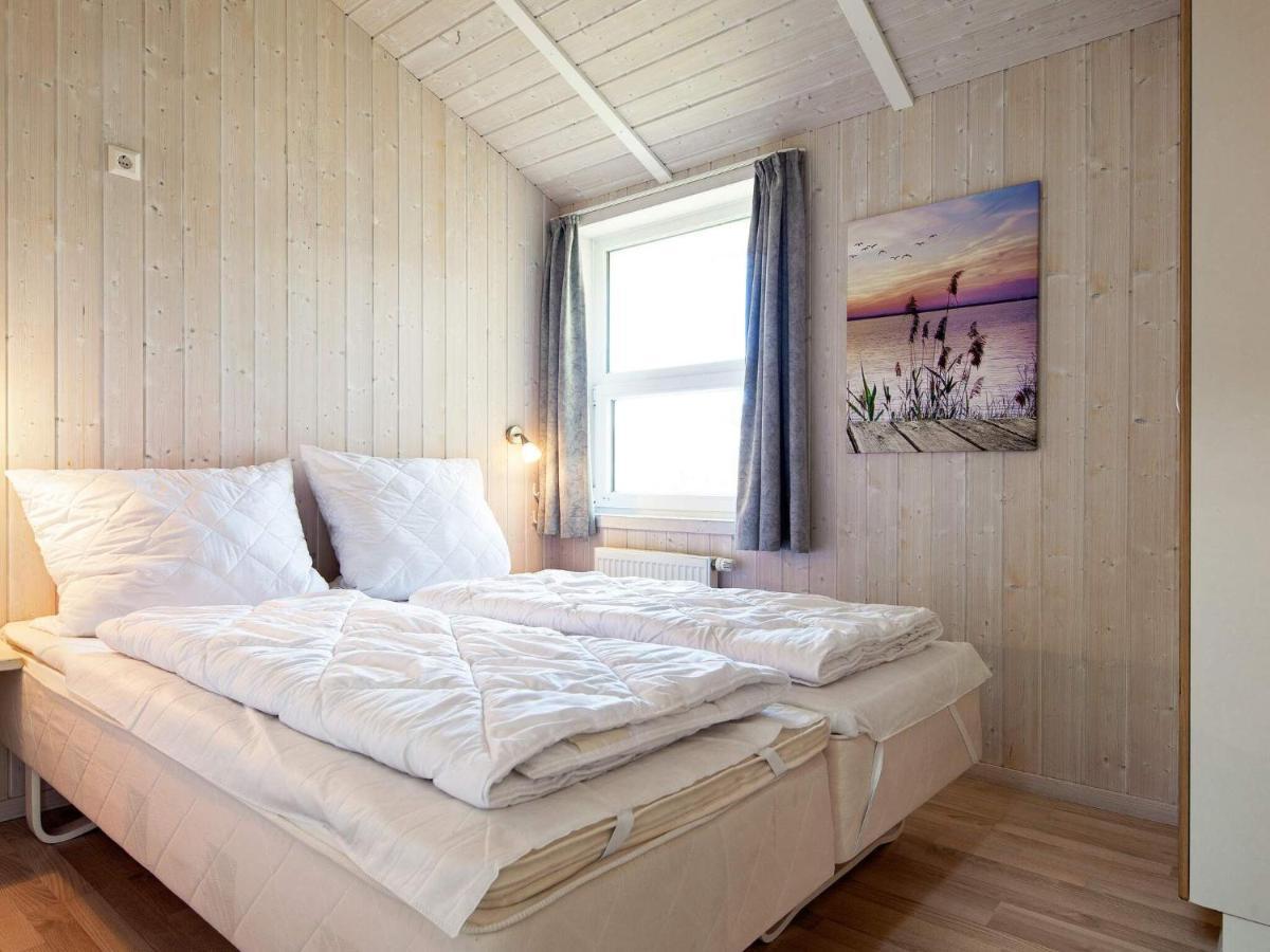 12 Person Holiday Home In Грёмиц Экстерьер фото
